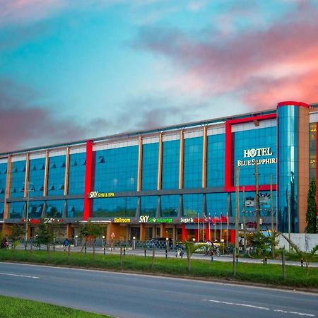 Hotel Blue Sapphire Дар ес Саалам Екстериор снимка