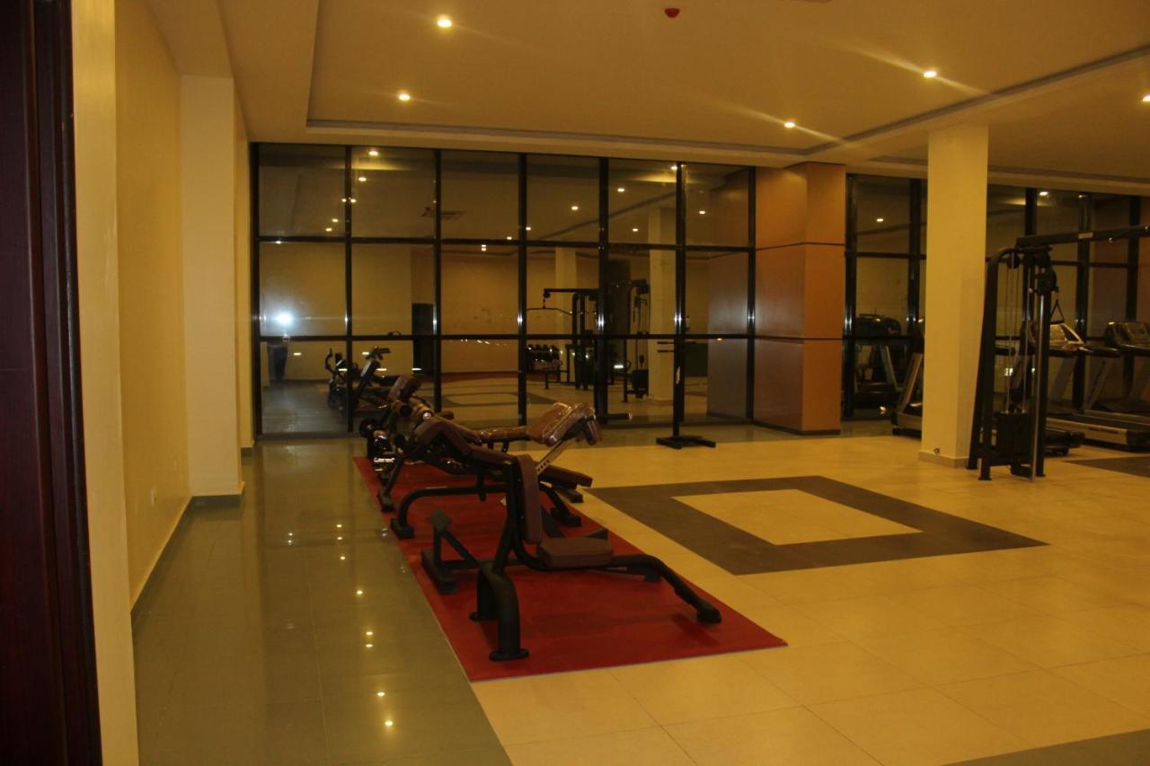 Hotel Blue Sapphire Дар ес Саалам Екстериор снимка