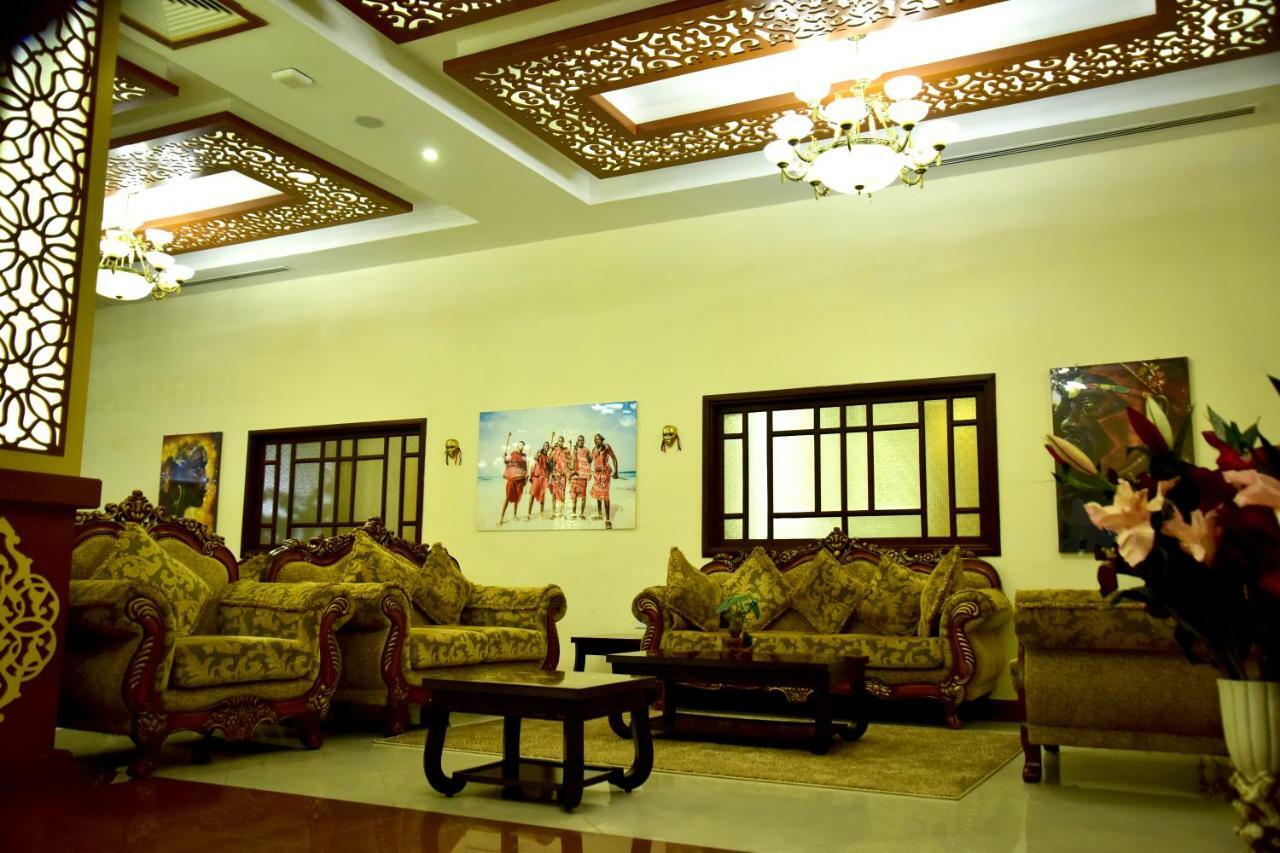 Hotel Blue Sapphire Дар ес Саалам Екстериор снимка