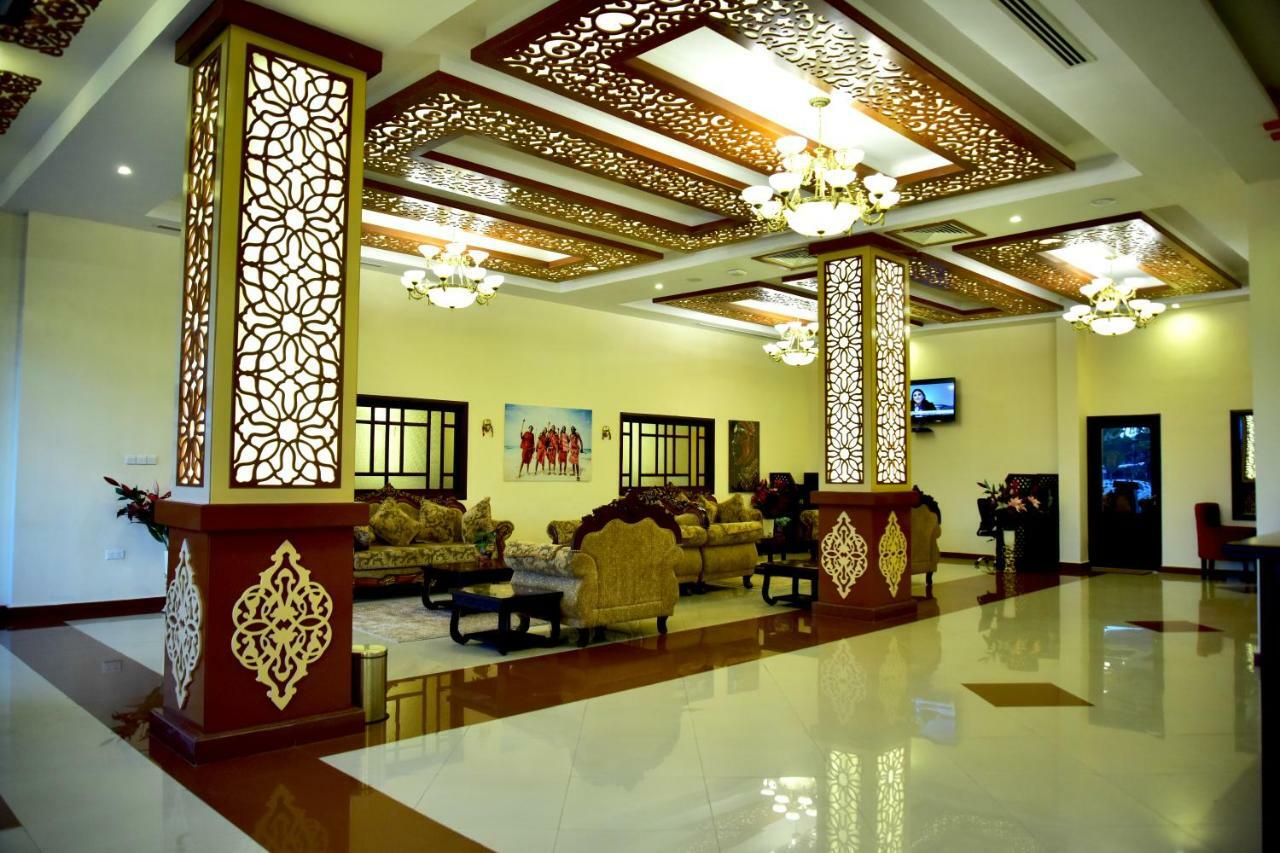Hotel Blue Sapphire Дар ес Саалам Екстериор снимка